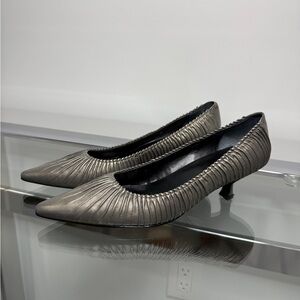 Aldo Gray Pointy Kitten Women's Pumps (38)